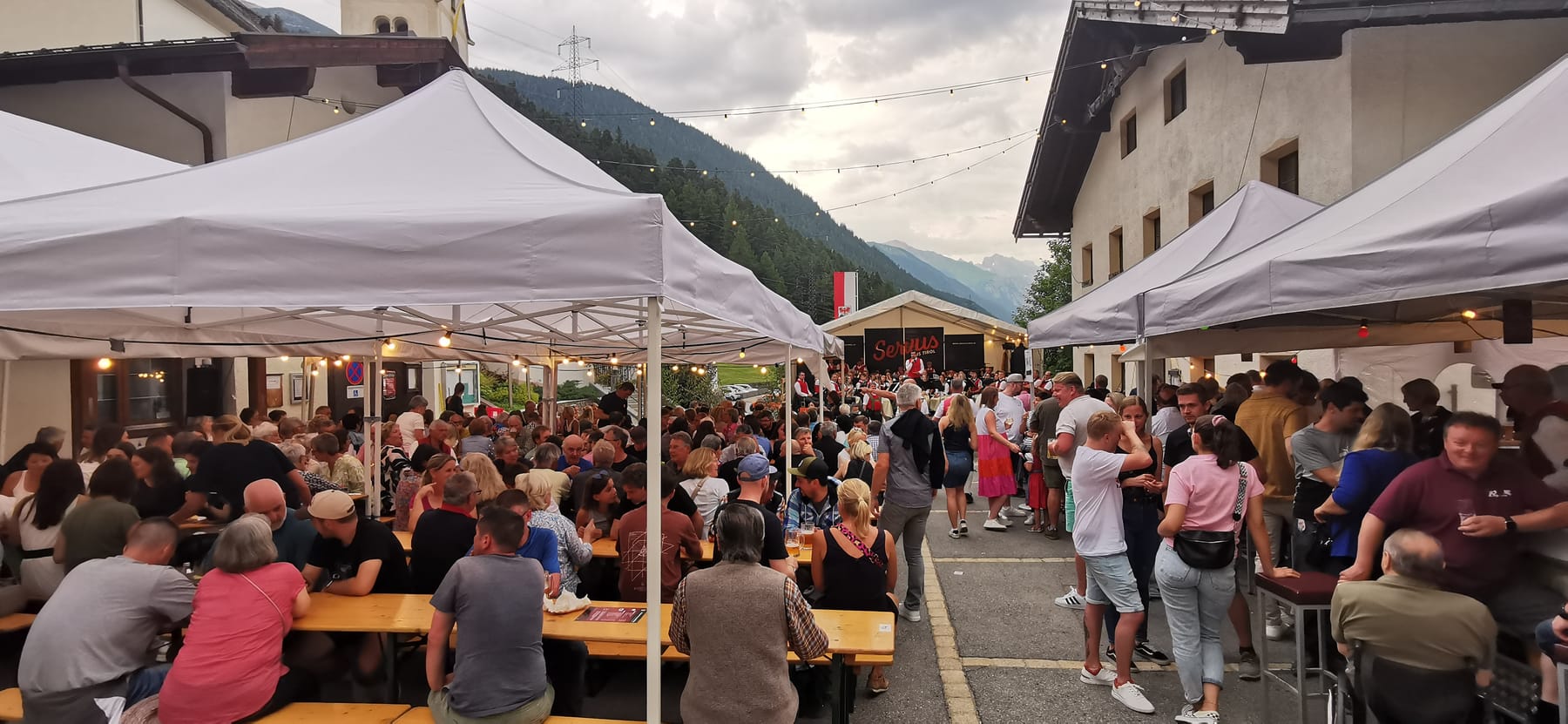 St. Jakober Kirchtag im Festzelt